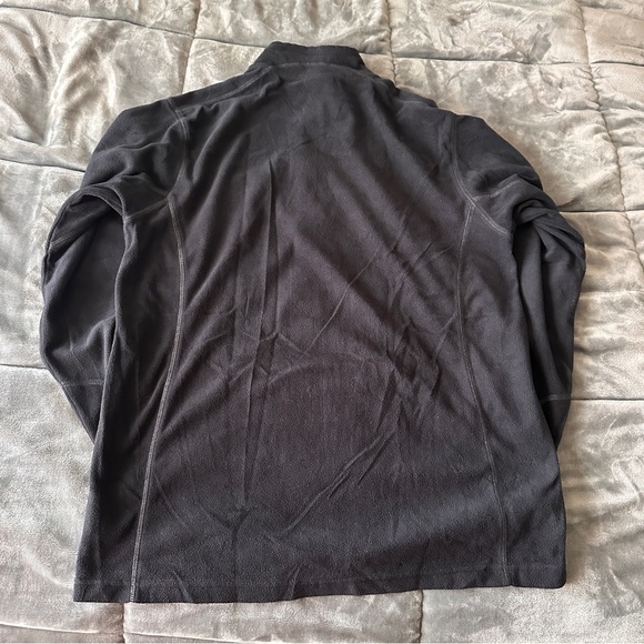 Men’s Columbia Black fleece Sweater size medium - Picture 2 of 4